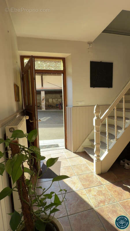 Exceptionnel corps de ferme  batisse de 350 m2  47 ares - photo 23