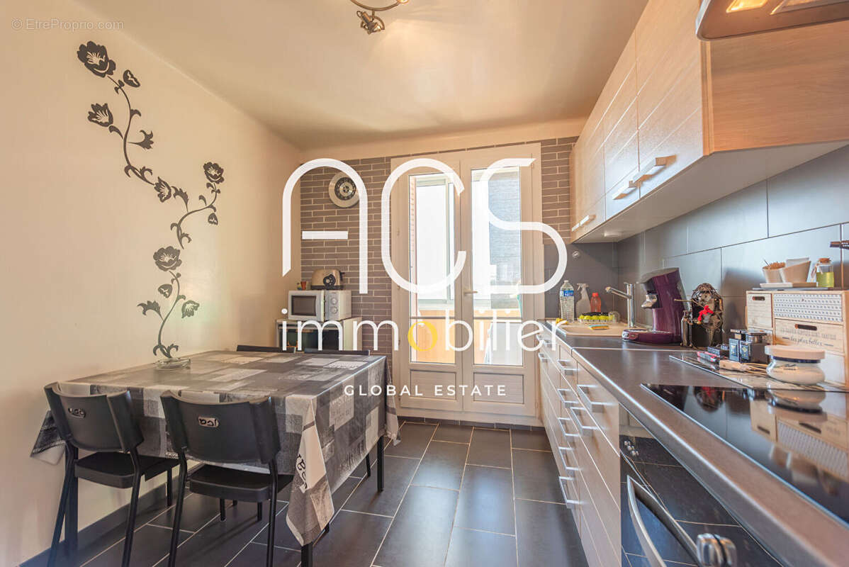 Appartement à MARIGNANE