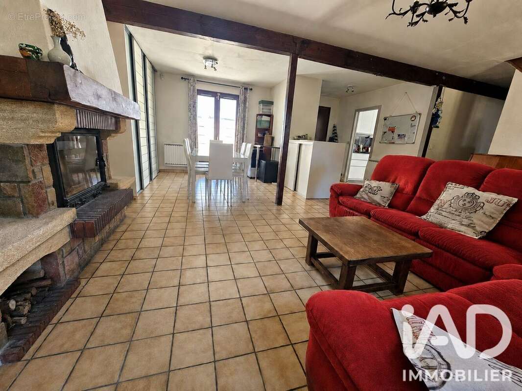 Maison 136 m² à Saint-Michel-Sur-Orge  - photo 3
