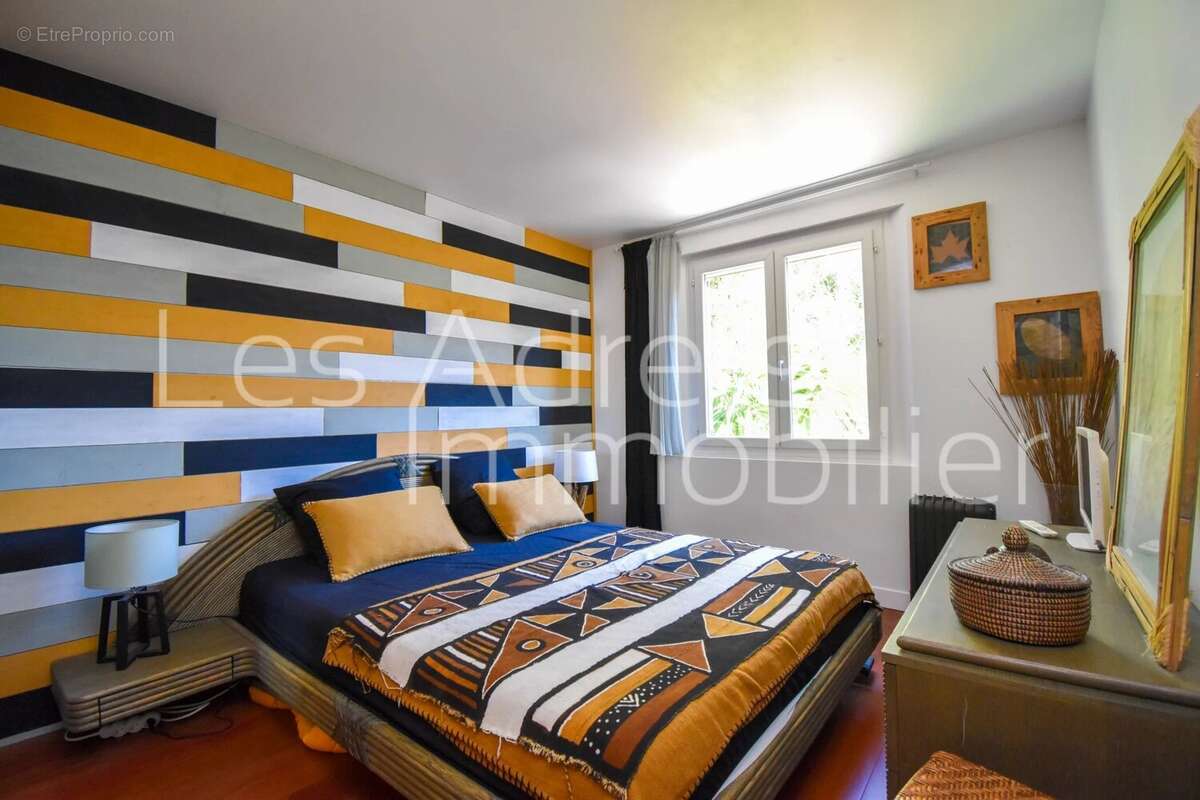 Maison à LES ADRETS-DE-L&#039;ESTEREL