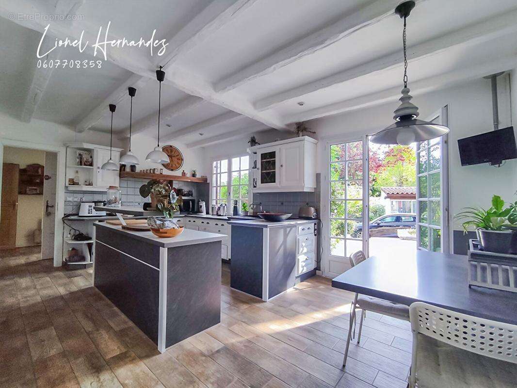 Maison à SAINT-PRIVAT-DES-VIEUX