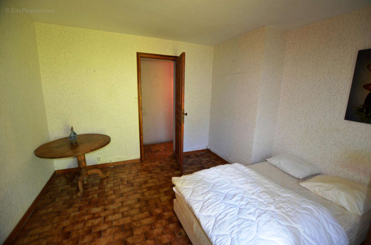 Chambre Bedroom 5