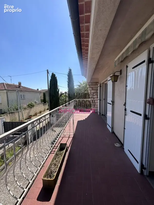 Maison à SORGUES