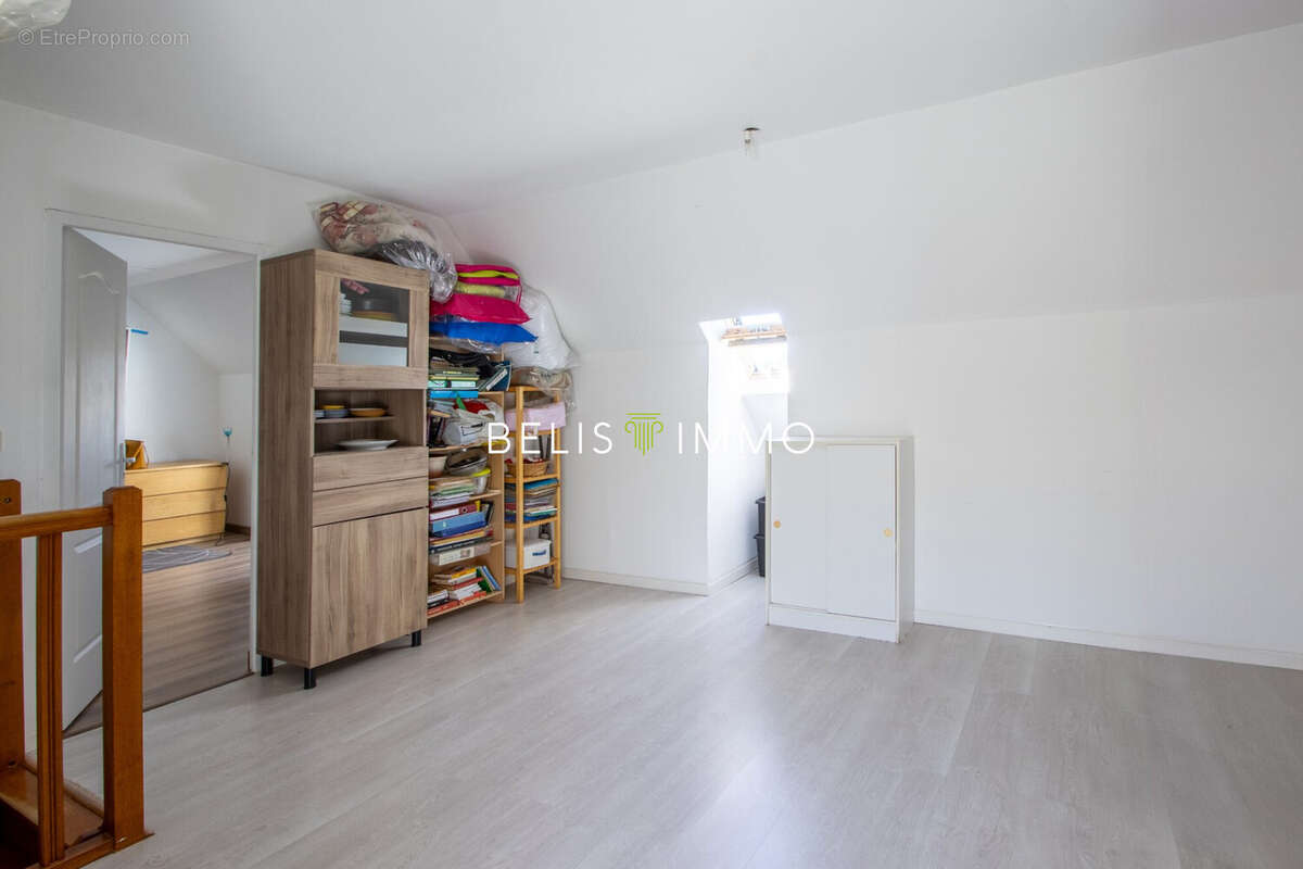 Maison à MONTLOUIS-SUR-LOIRE