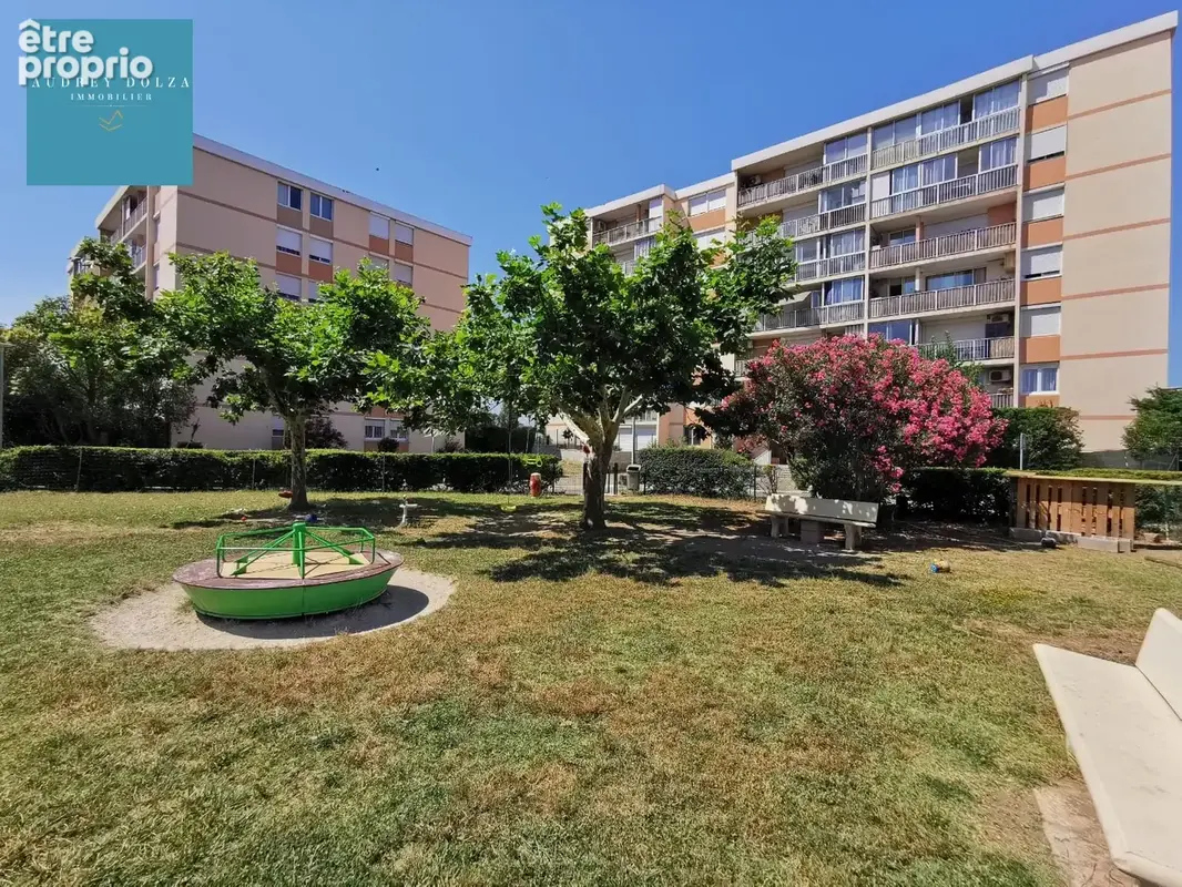 Appartement à ROGNAC