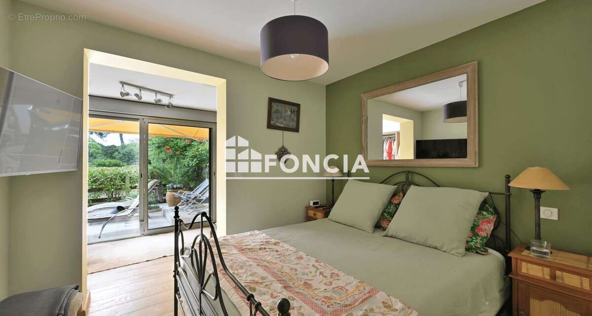 VIAGER OCUPEE - T3 de 62m2 avec une terrasse de 45m2 et parking privé - photo 7