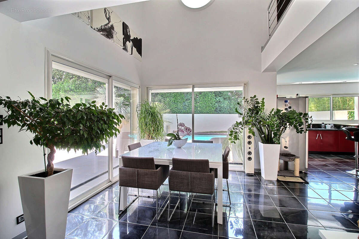 Maison à SAINT-CHRISTOL