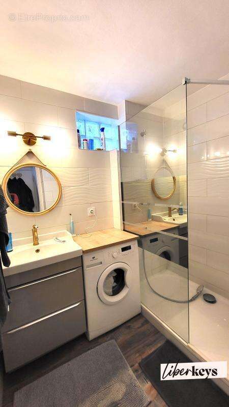 Appartement à MAUGUIO