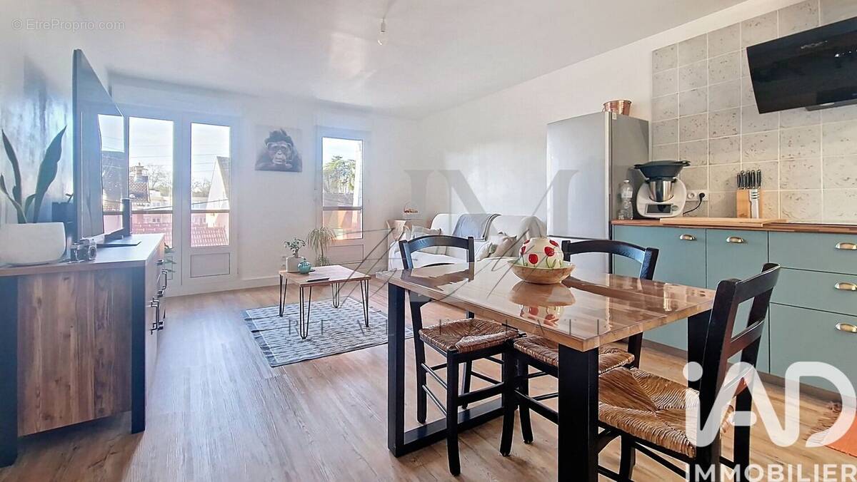 Photo 1 - Appartement à OZOIR-LA-FERRIERE