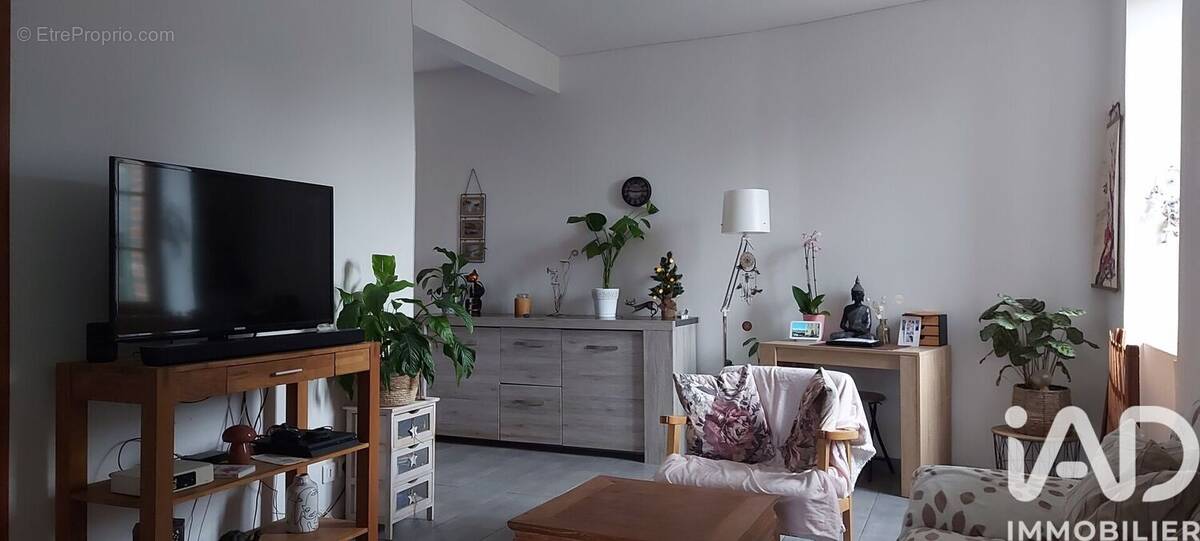 Photo 1 - Maison à DORMELLES