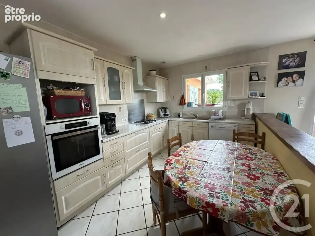 Maison 6 pièces 133 m² à vendre à Lagorce (33230) - photo 2