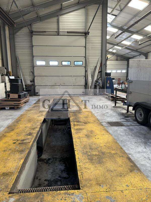 Terrain à LAGNY-LE-SEC