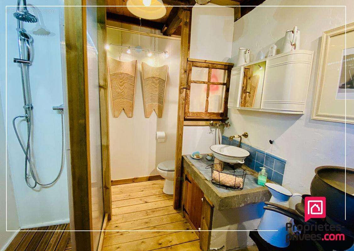 Maison à LA CHAPELLE-SAINT-SAUVEUR