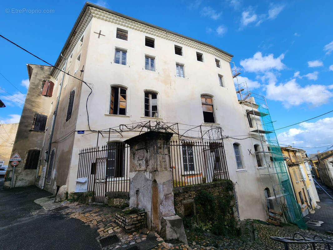 Appartement à PONT-SAINT-ESPRIT