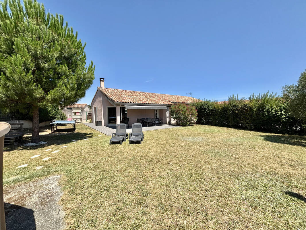 Maison à CHARPEY