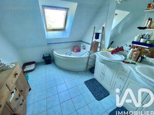 Maison 107 m² à Iffendic  - photo 9