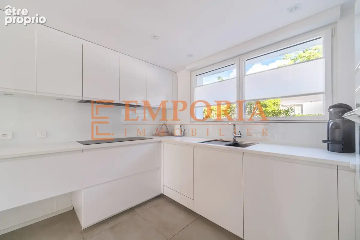 Maison 110 m² à Saint-Louis  - photo 4
