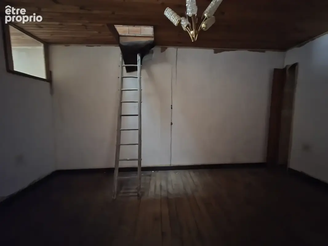 Immeuble de caractère avec potentiel d'aménagement au cœur du village - photo 10