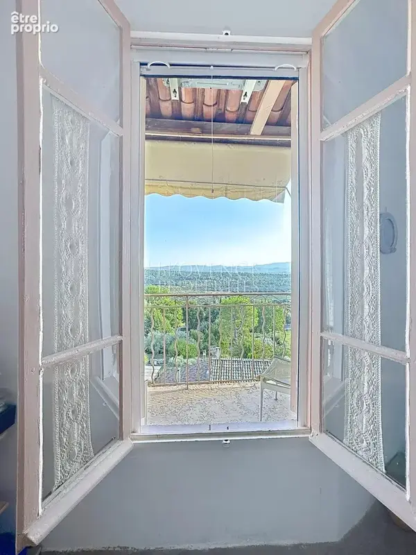 Seillons-Source-d’Argens – Maison de village du XIXe siècle avec jardin, vue panoramique et garage - photo 24