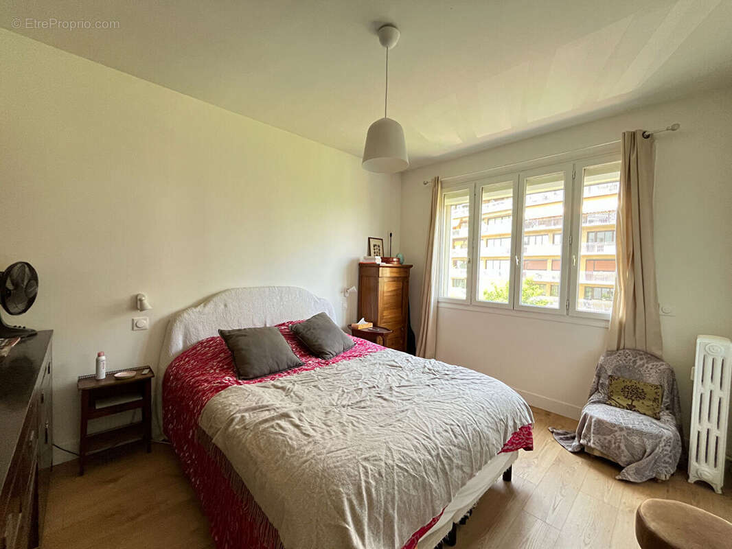 Appartement Saint-Cloud / 3 pièces 80,91 m2 / Quartier Val d'Or avec vue imprenable - photo 8