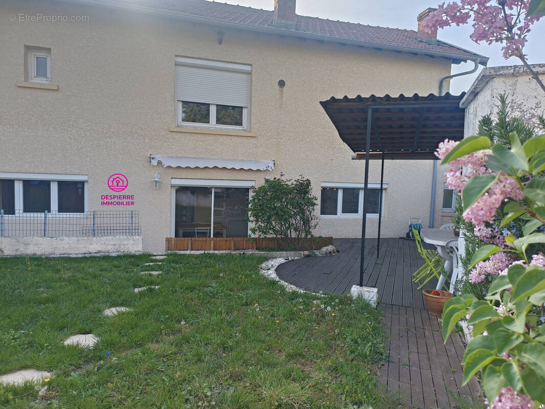 Maison à CHANAS