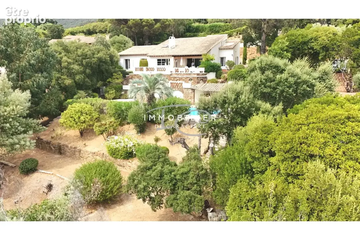 Maison 175 m² à Cavalaire-Sur-Mer  - photo 3