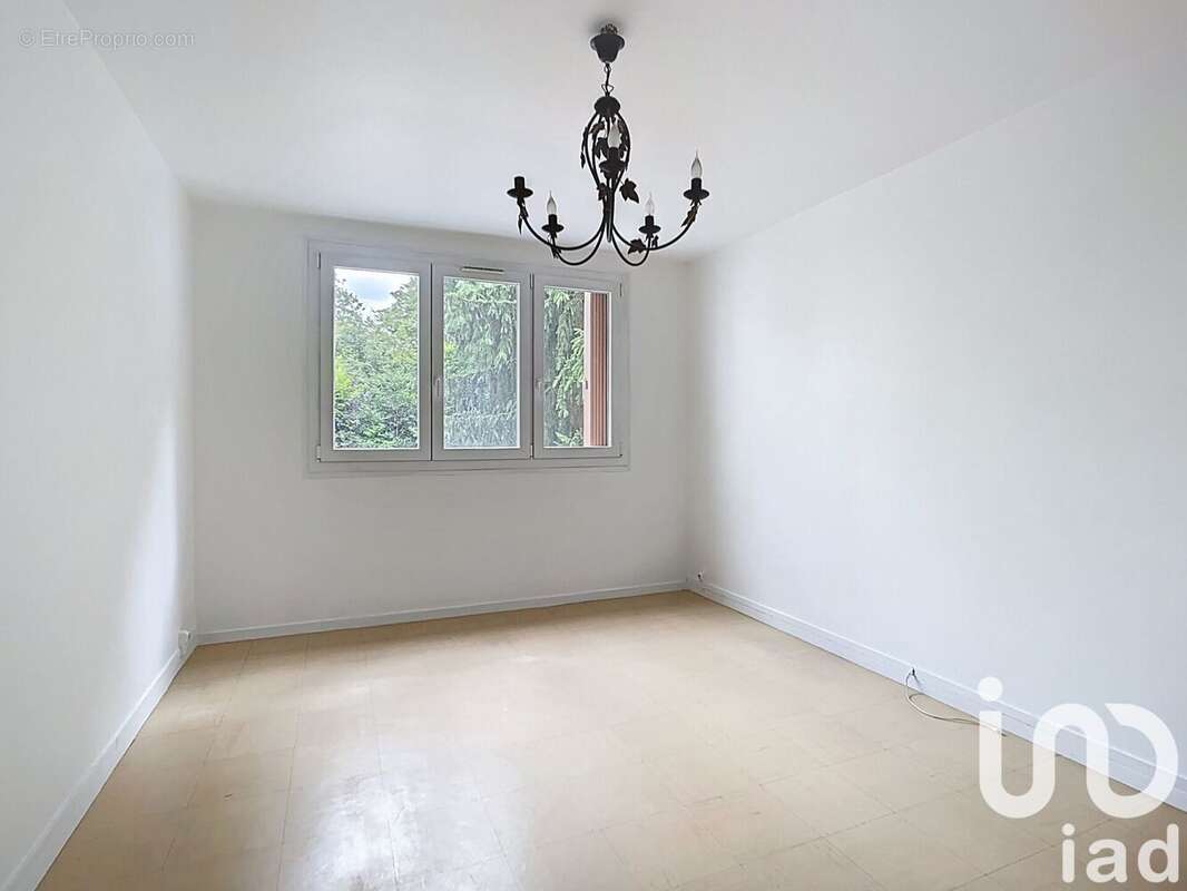 Photo 5 - Appartement à SAINT-MAUR-DES-FOSSES