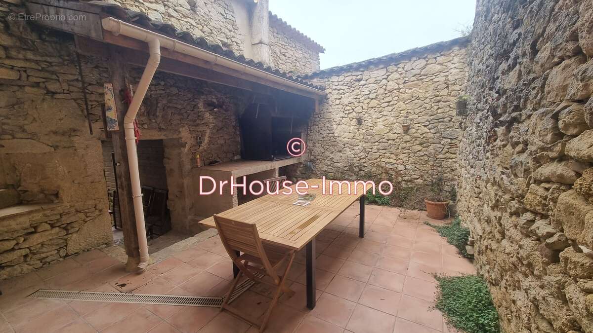 Maison à SAINT-MARTIN-DE-LERM