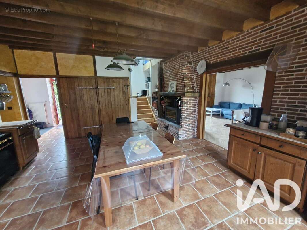 Maison 188 m² à Coizard-Joches  - photo 7