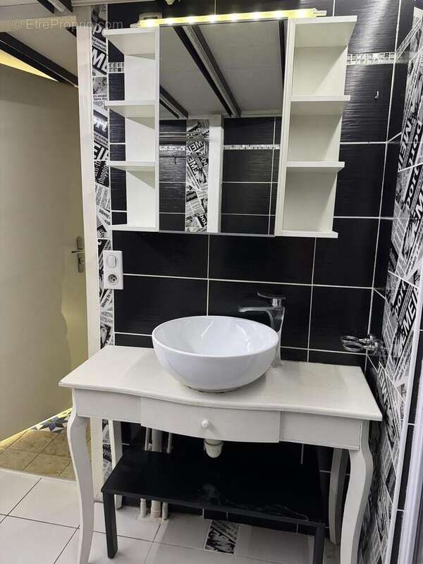 Appartement à HELLEMMES-LILLE