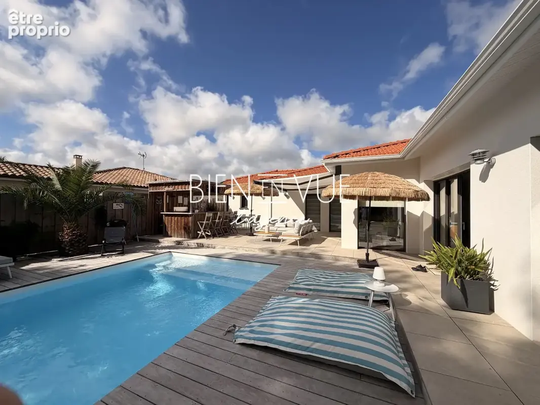 Une maison aux beaux volumes, pensée pour vivre et recevoir - photo 5