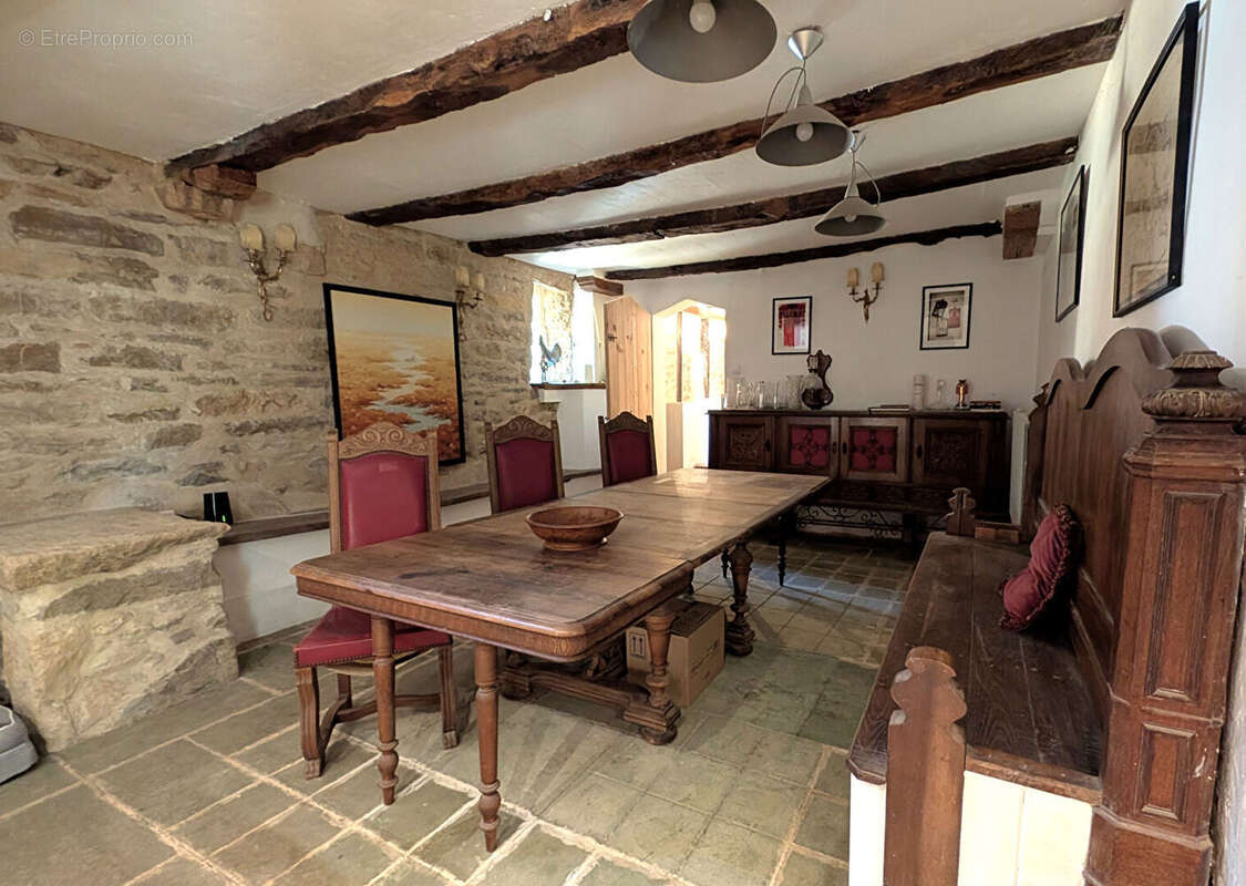 Belle propriété en pierre! Possibilité chambres d'hôtes. - photo 7