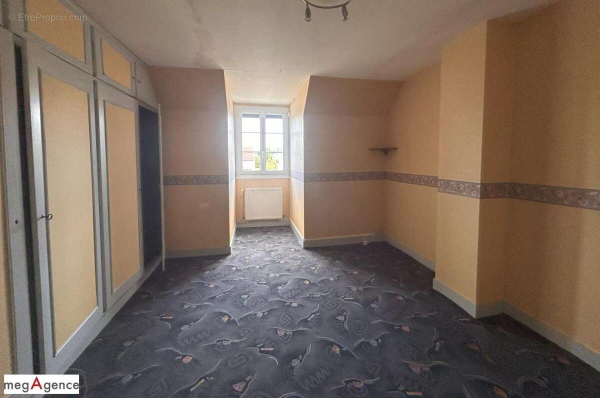 Maison à HUISSEAU-SUR-COSSON