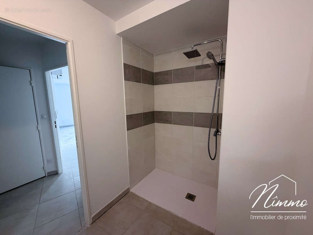 Appartement à NIMES
