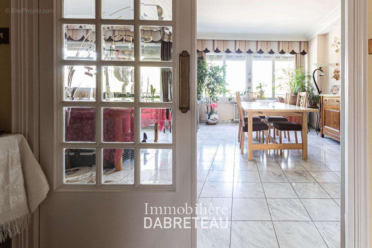 Appartement à LYON-6E