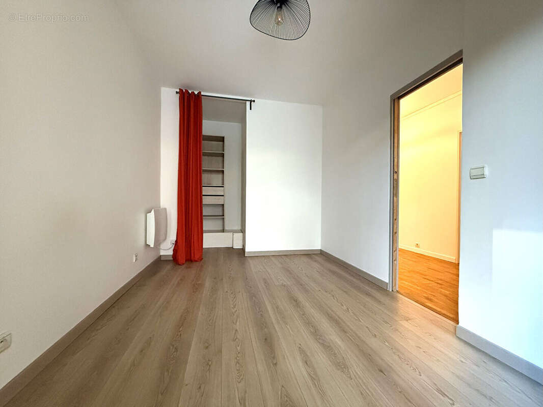 Appartement à MONTROUGE