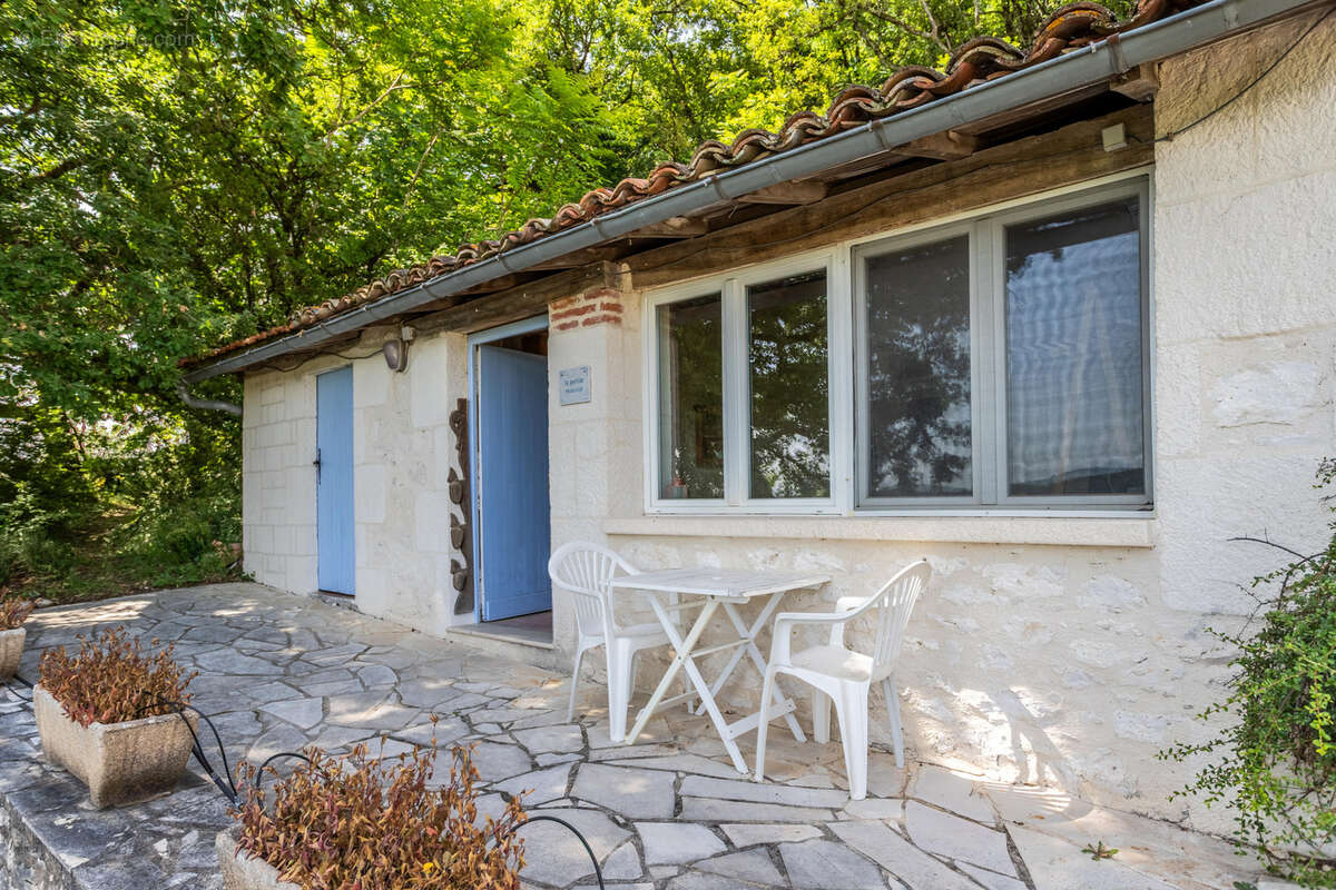 Maison de campagne avec annexes, piscine, grange et vue - photo 37
