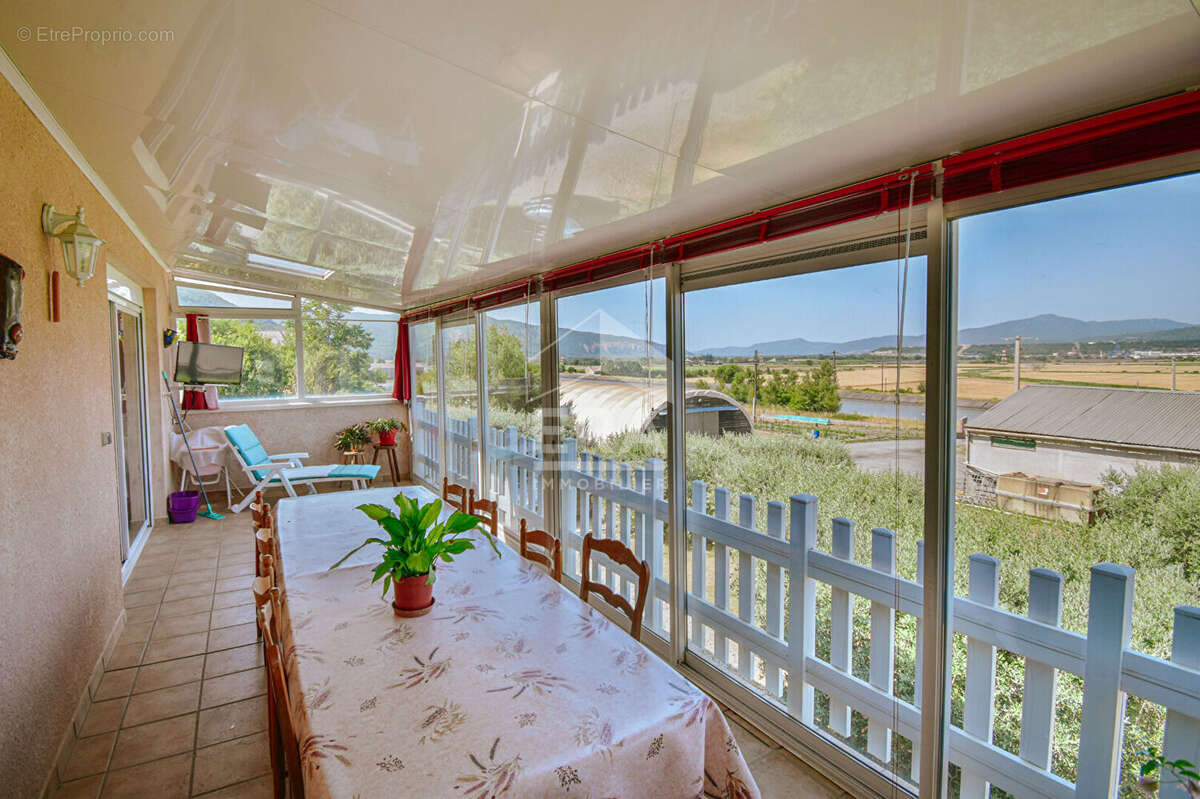 Maison à L&#039;ESCALE