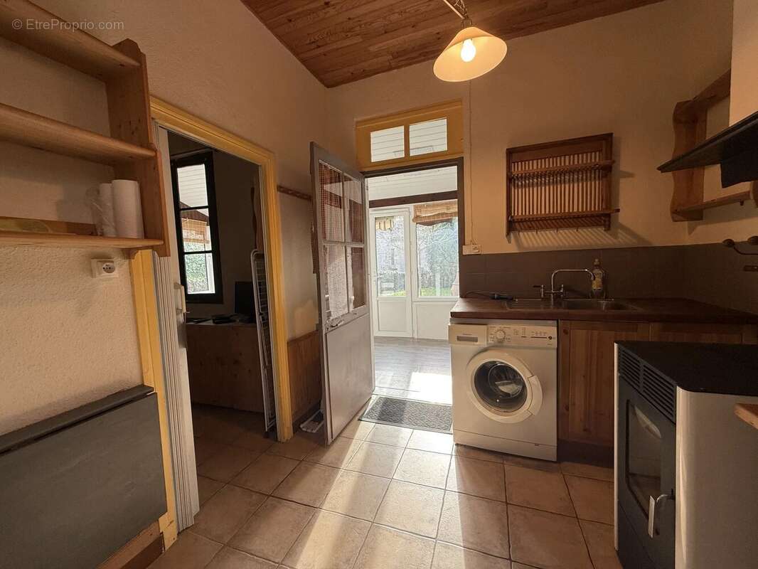 Maison à NANTEUIL-EN-VALLEE