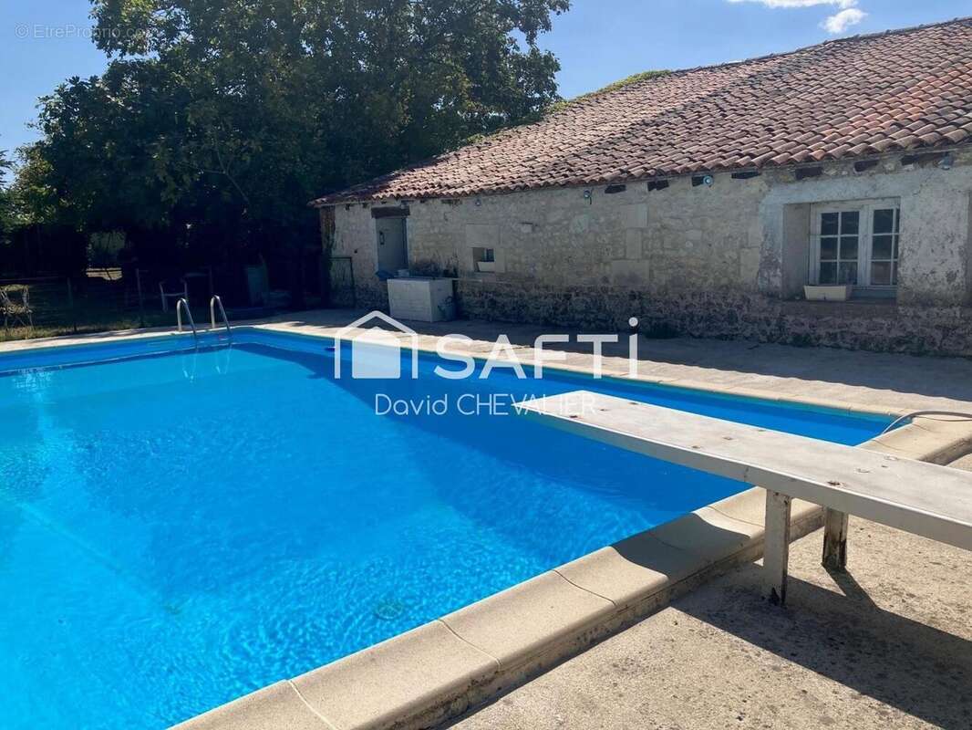 Photo 5 - Maison à SAINT-GERMAIN-DE-LUSIGNAN