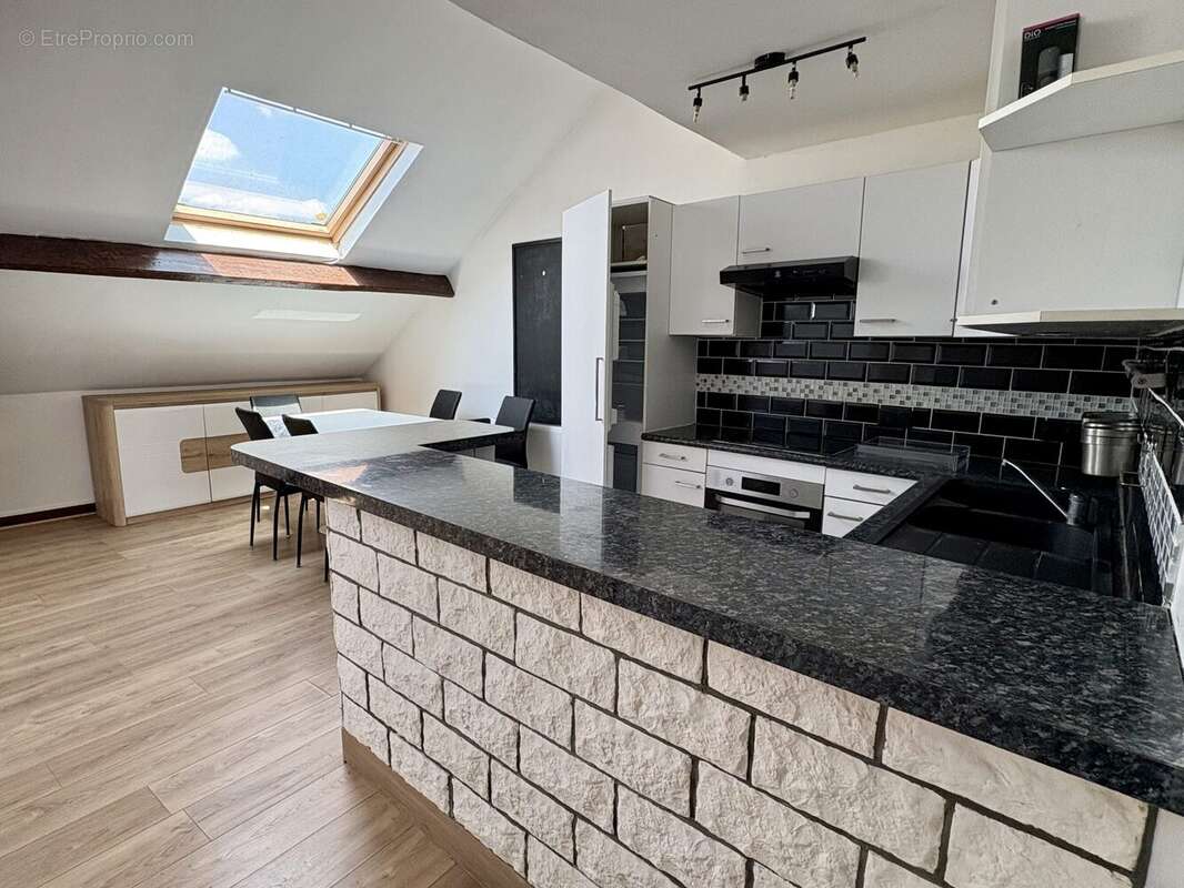 Appartement 73 m² à Pithiviers  - photo 3