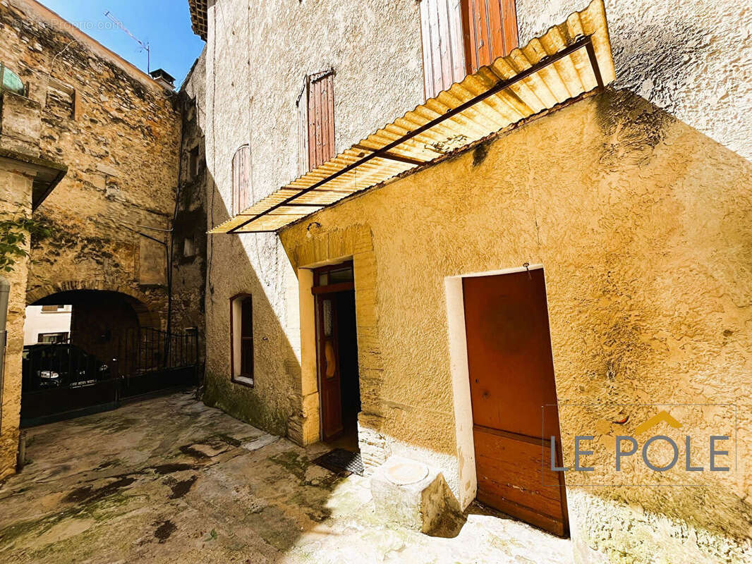 Maison à BEAUMES-DE-VENISE