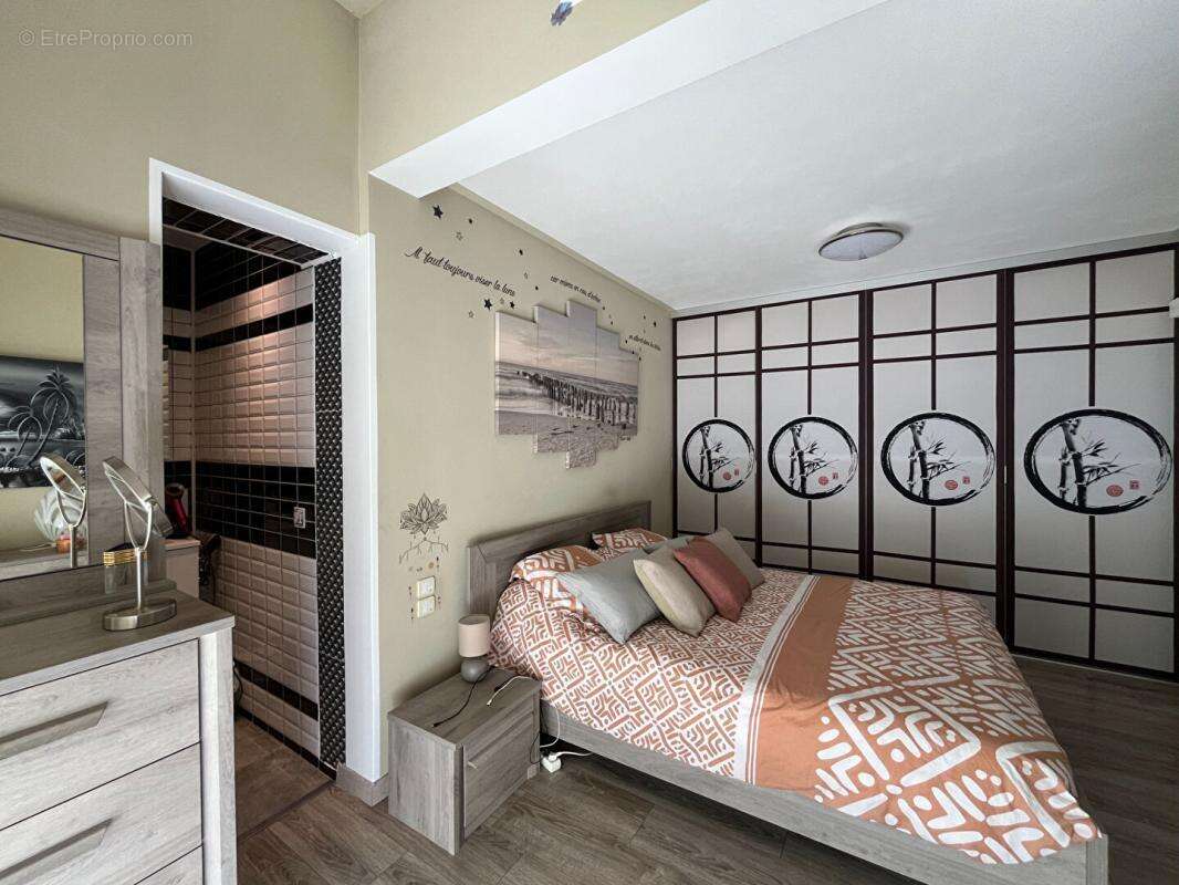 Maison à COLAYRAC-SAINT-CIRQ