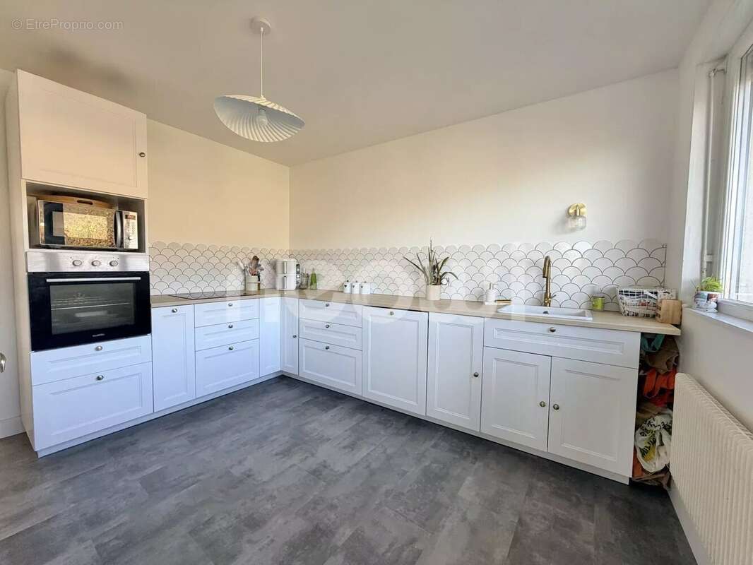 Maison à CHATEAUGAY