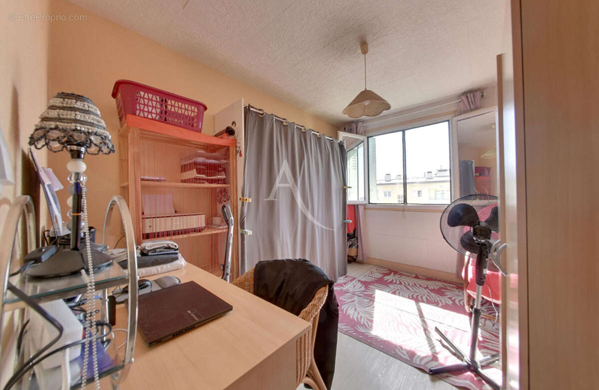 Appartement 4 pièces, Balcon, 3 chambres, ascenseur, résidence sécurisée - photo 7
