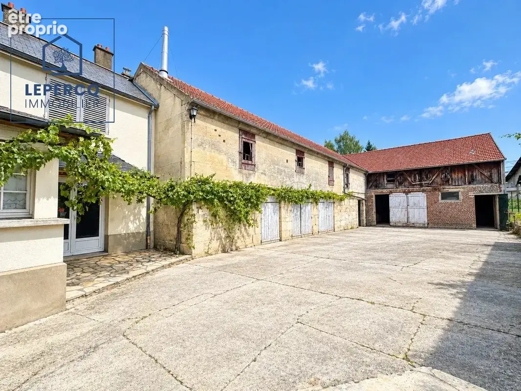 Villers-cotterêts – ancien corps de ferme à rénover - photo 1