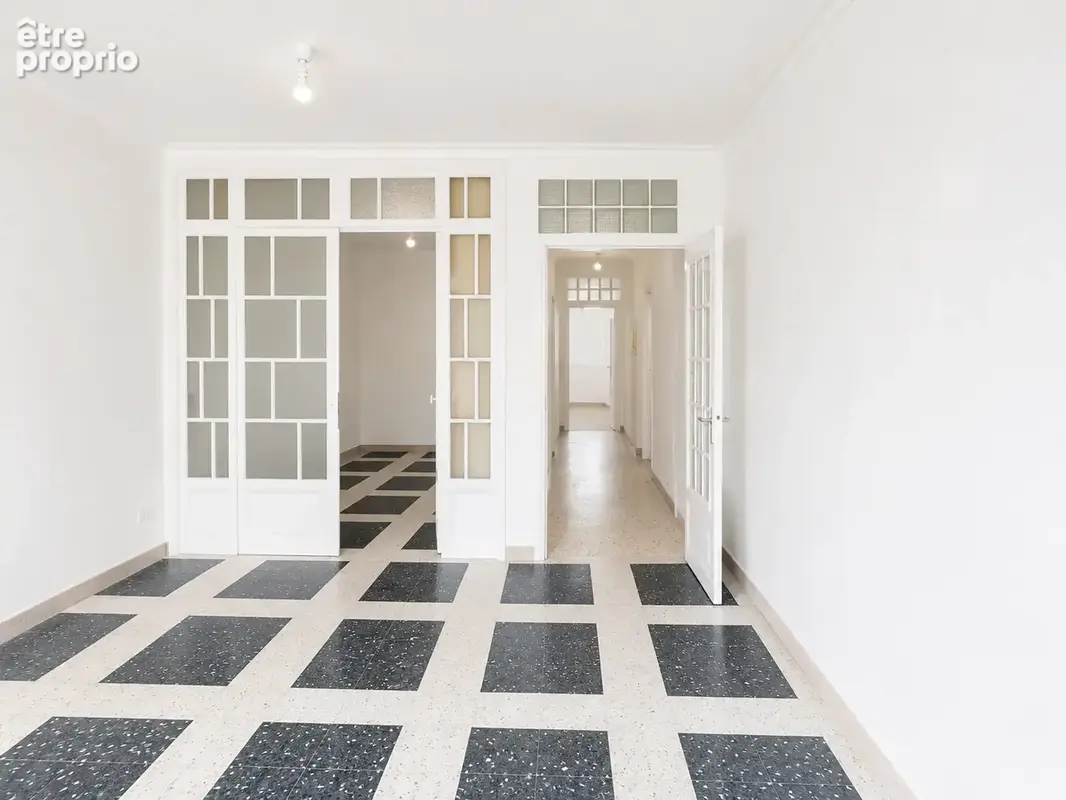 EXCLUSIVITE RARE — 4 pièces 86 m2 avec ascenseur  Masséna   Cours Saleya  Vieux‑Nice - photo 5