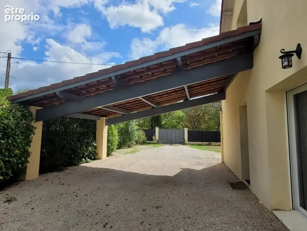Belle maison familiale avec piscine sur terrain de 1700 m² - photo 22
