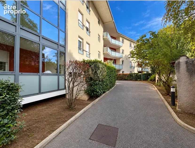 Francheville   magnifique t2 en rez-de-jardin avec terrasse de 15 m2, loggia, garage et cave - photo 18