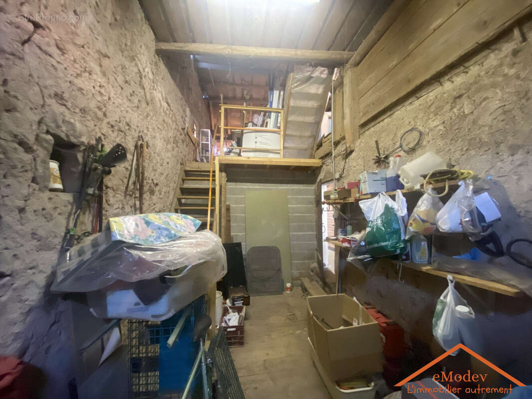 Maison à GRANDFONTAINE